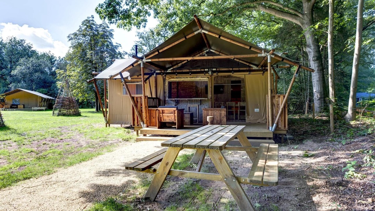 Municipality of Dalfsen House | Glamping Tent in Tranquil Park