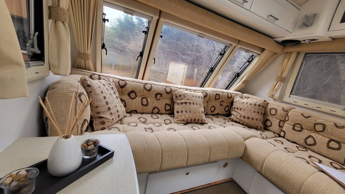 Wisbech Other | Glamping With Llamas