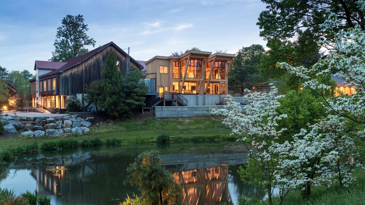 Fogelsville Hotel | Glasbern - A Historic Hotel Of America