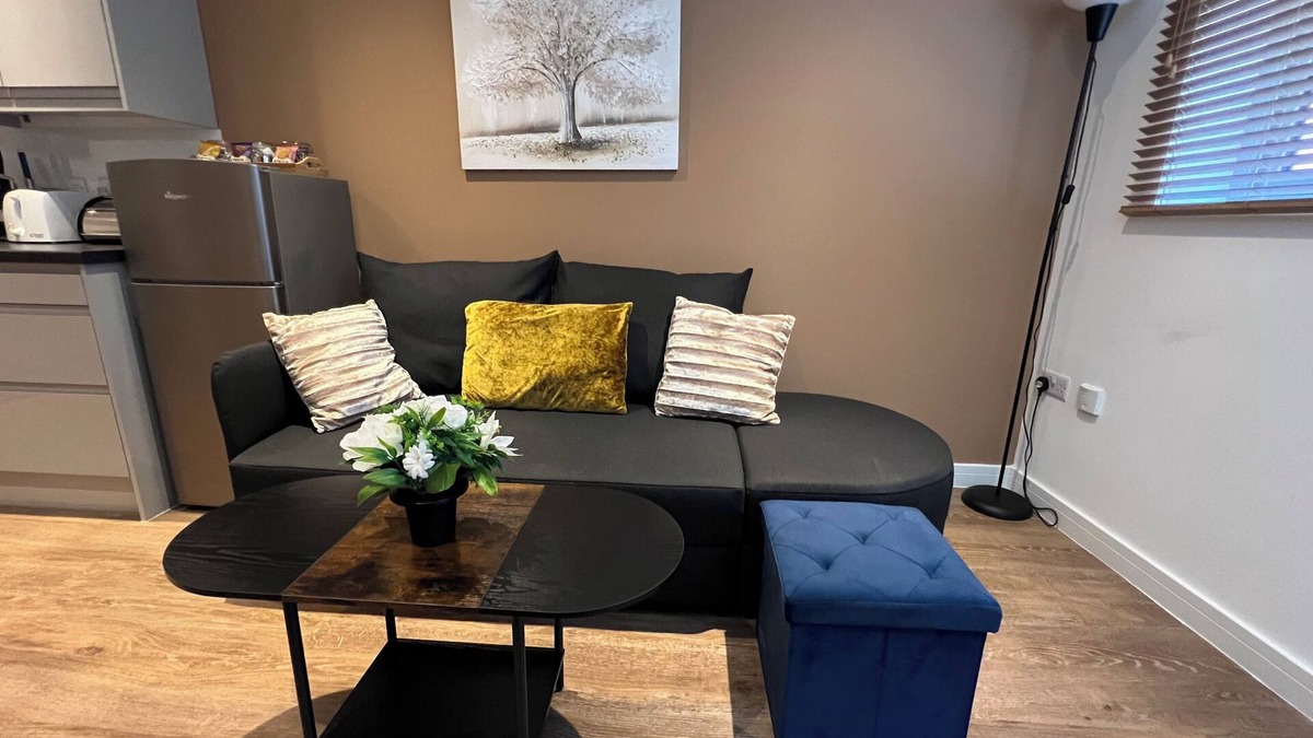 Glastonbury Apartment | Glastonbury Sacred Vault, 1 Bedroom Split-Level Apt, Sleep 3