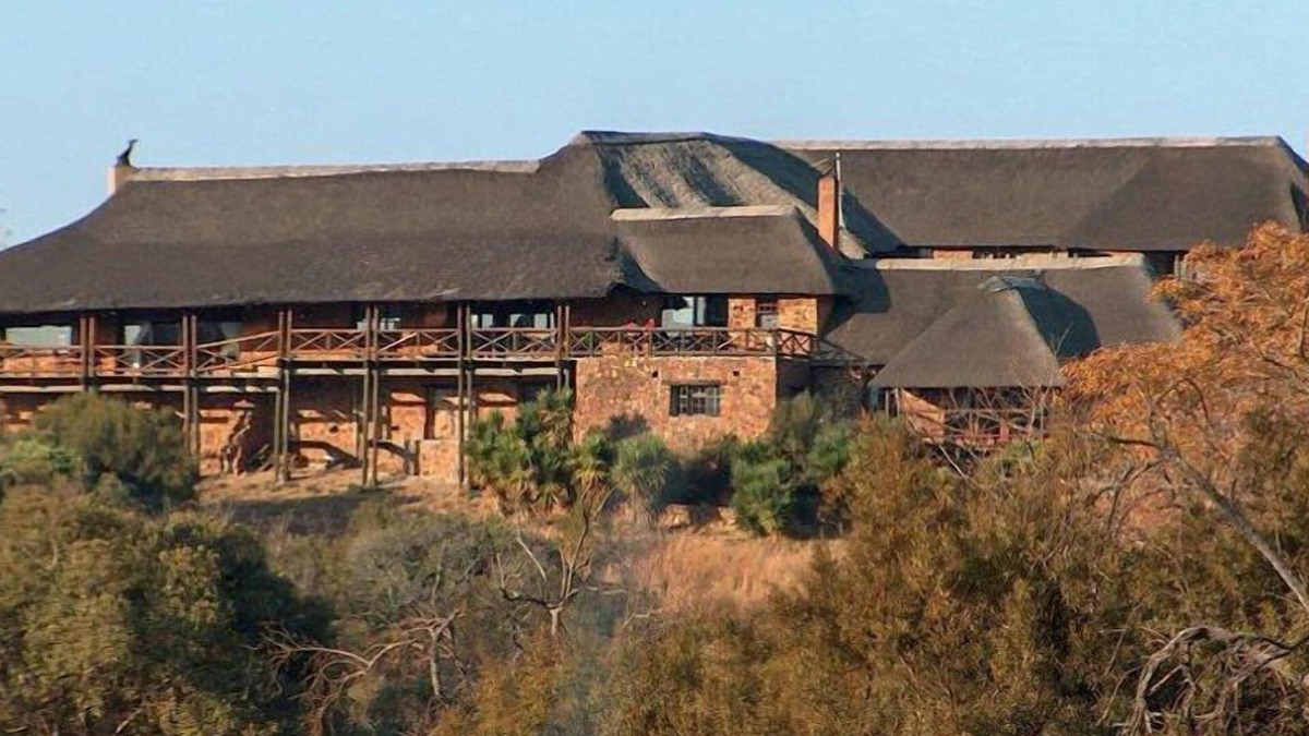 Broederstroom Cabin | Glen Afric Country Lodge