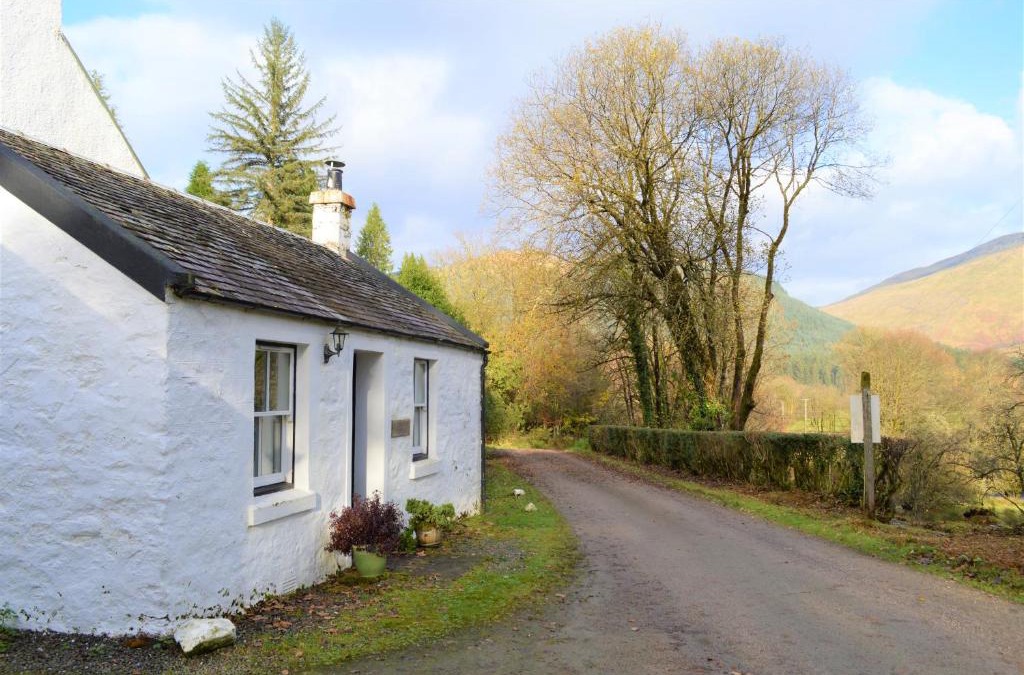 Cairndow House | Glenbranter Cottage