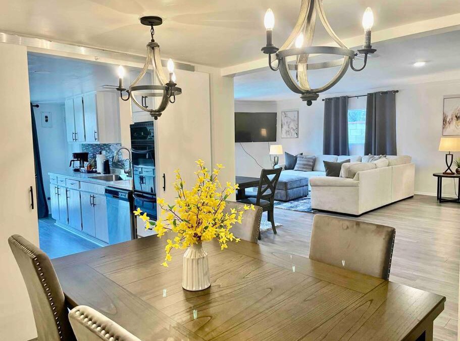 Glendora Villa | Glendora Pool Home Retreat
