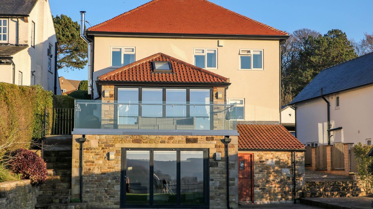 Millthorpe House | GLENHURST, family friendly, with open fire in Holmesfield