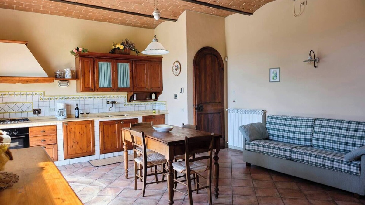 Tavarnelle Val di Pesa Apartment | Glicini 1, holiday home with pool 30' from Florence
