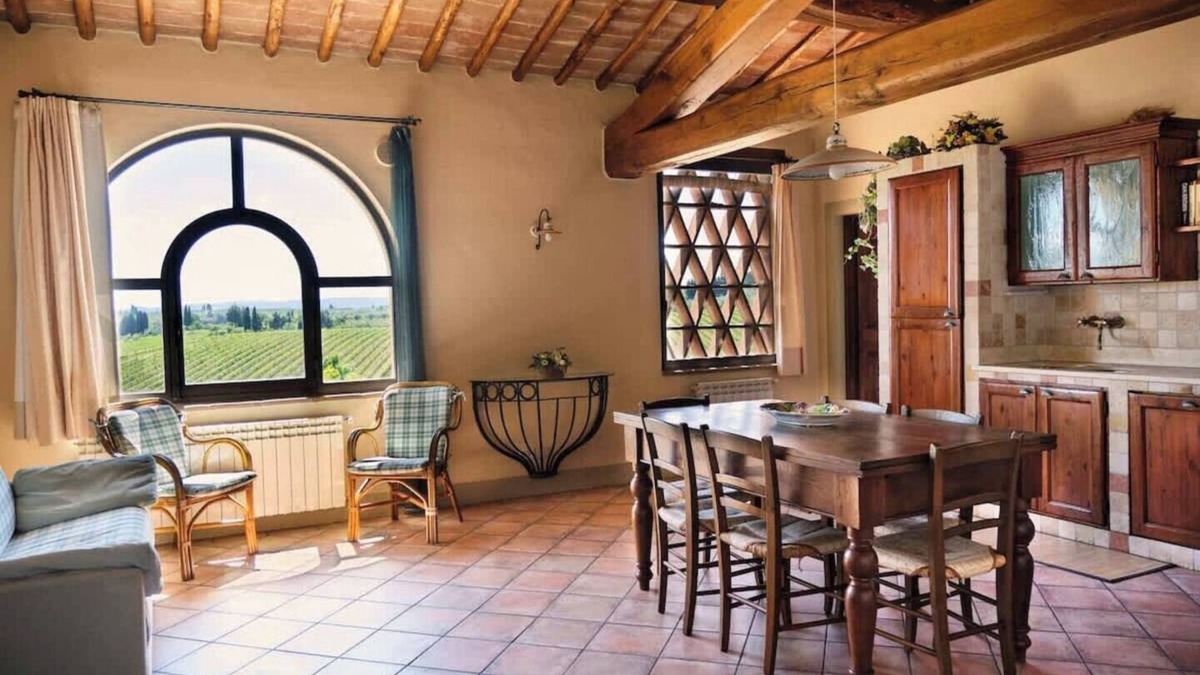 Tavarnelle Val di Pesa Apartment | Glicini 3, holiday home with pool 30' from Florence