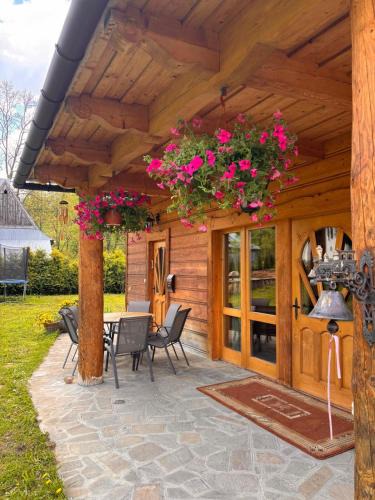 Bialy Dunajec Ski Chalet | GLICZAROWA OSADA, Chata 18 osób, Domek 8 osób NA WYŁĄCZNOŚĆ, 8 sypialni z łazienkami, spokój, przyroda, wyjątkowe miejsce