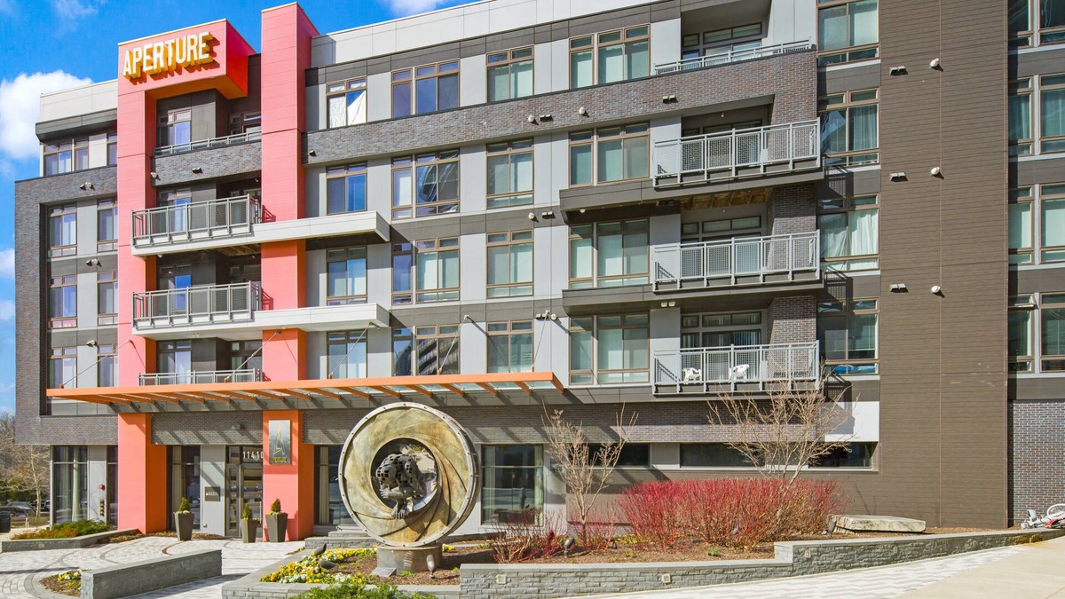 Reston Apartment | Global Luxury Suites at Reston