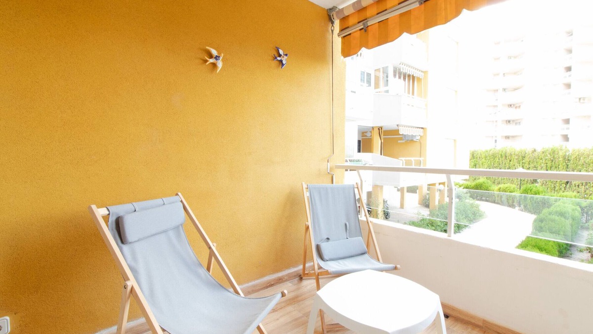 Canet de Berenguer Apartment | Global Properties: Apartment with swimming pool and terrace in Canet