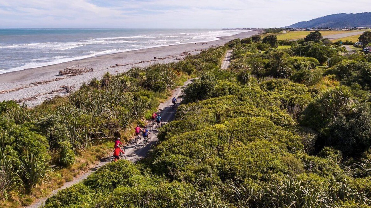 Greymouth Hostel | Global Village Backpackers