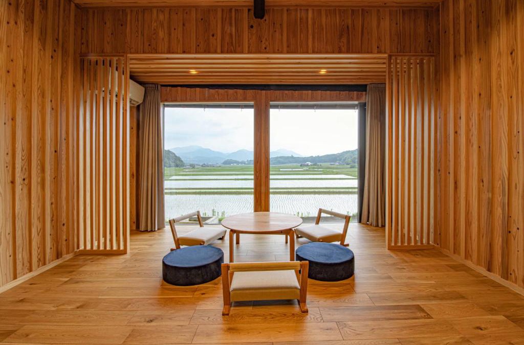 Usa Apartment | GLOCE宇佐 田宮-田んぼのお城- l 美しい田園と山々を一望 癒しと伝統を体感