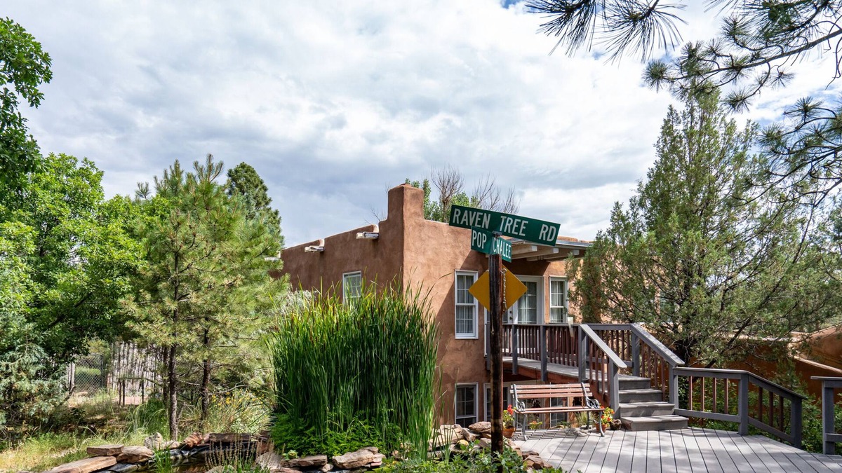 Canoncito House | Glorieta Mesa Retreat | Pet Friendly + Gardens & Koi Pond!