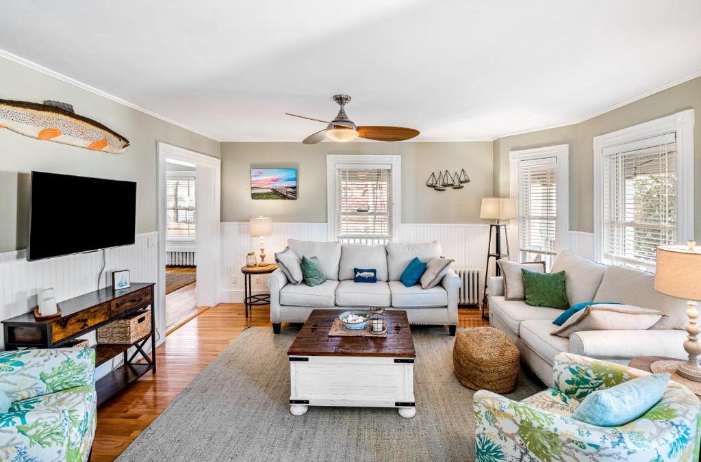 Gloucester House | Gloucester Coastal Gem