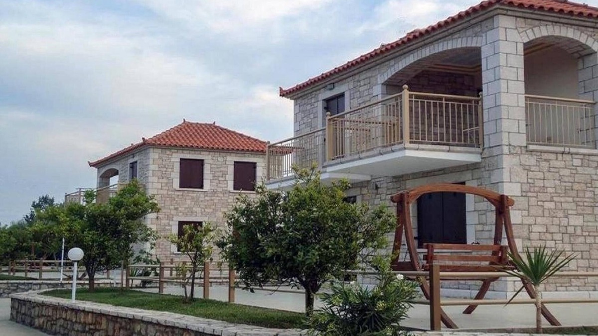 Paralio Astros Villa | Glyfada Villas III