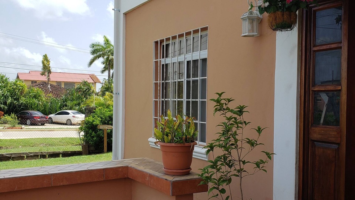 Armenia Bed & Breakfast | GM Suites Bed & Breakfast