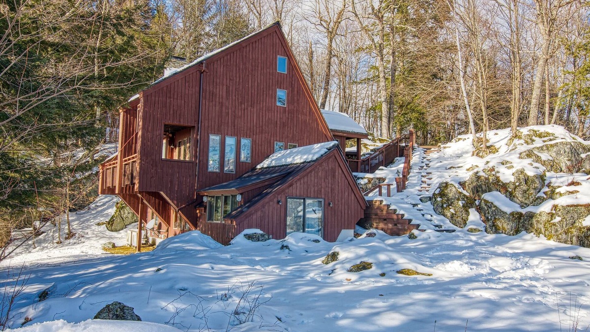 Stockbridge Ski Chalet | Gnome Home Mountain Ski Chalet w/Sauna Killington