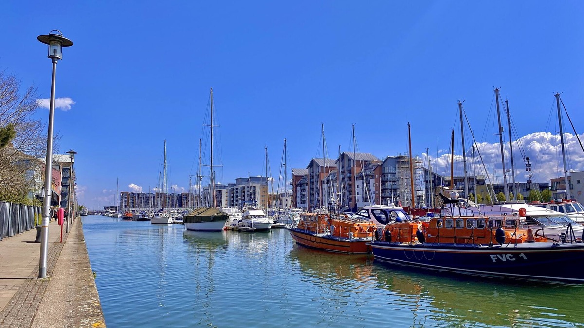 Portishead Hotel | go2 portishead marina hotel