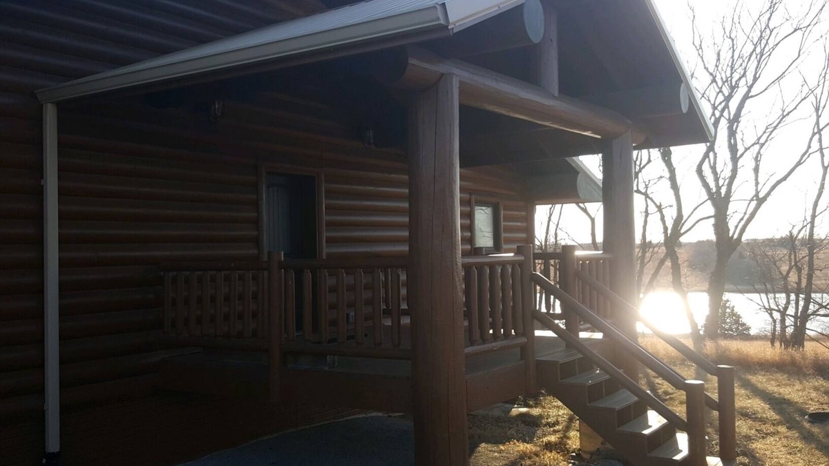 Steinauer Cabin | Gobbler Lodge at Dana Farms ~ Perfect Lodge for Family Gatherings ~ Log Home!