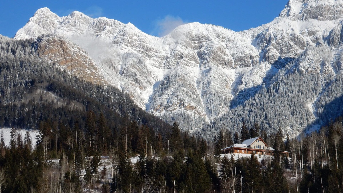 Parson House | God's Peaks Lodge - Christian Retreat Center