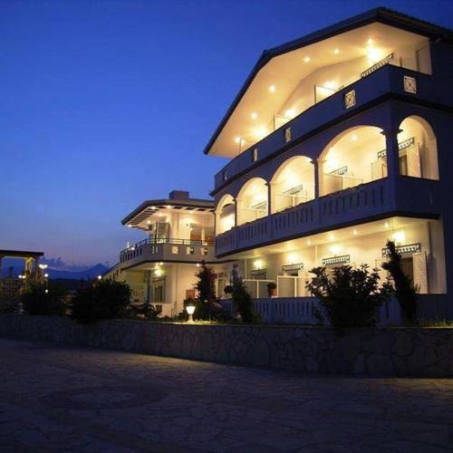 Ammoudia Apartment | Gogas Palace