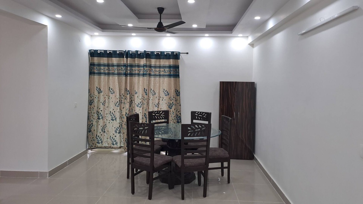 Ghaziabad Apartment | Gokul 3 BD Luxury Apartment D4-1205A Bharat City Teela Mod Ghaziabad NCR