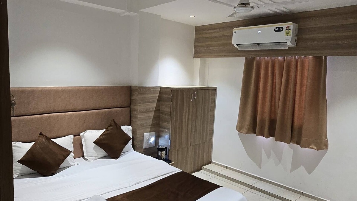 Ahmedabad House | Gokul Guest House