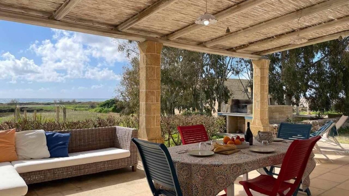 Torre Pali House | Gold Beach House - Two Bedroom House, Sleeps 5