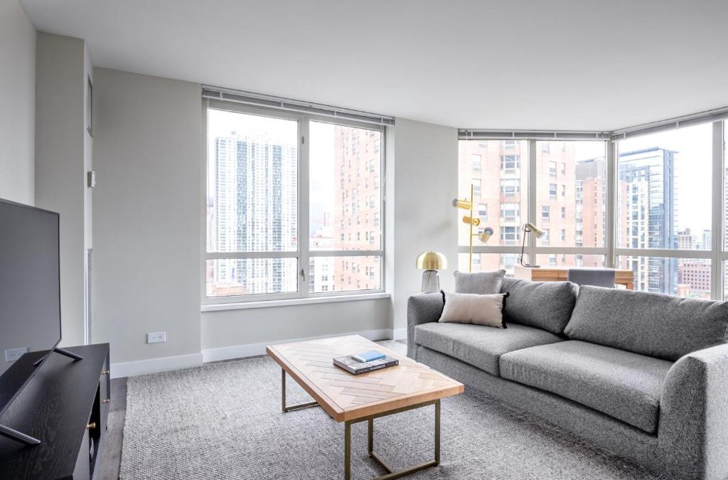 Rush and Division Apartment | Gold Coast 2BR w Gym Lounge Pool nr Mag Mile CHI-231