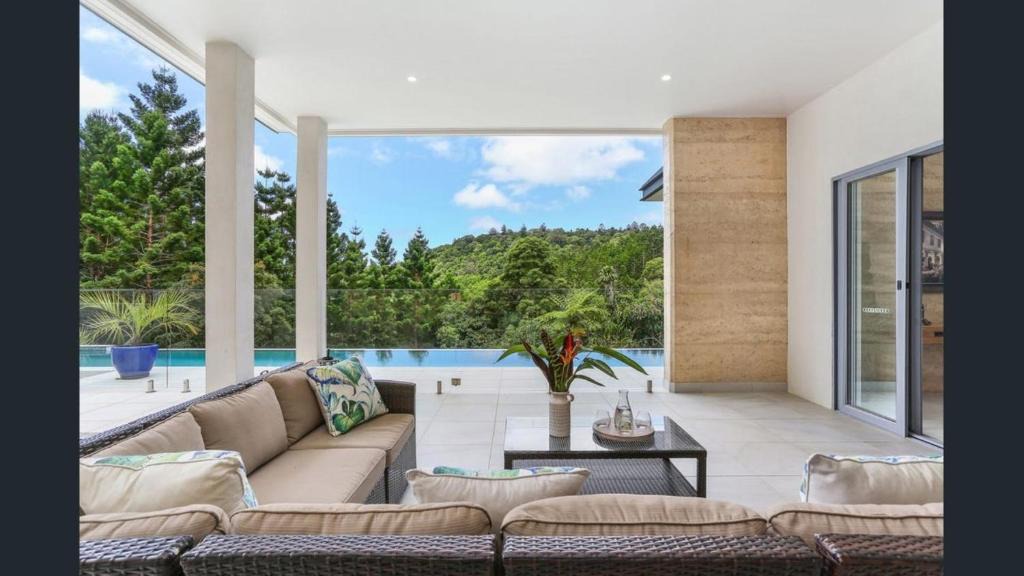 Currumbin Valley House | Gold Coast Eco Retreat