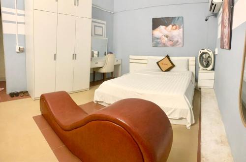 Tuyen Quang Bed & Breakfast | Gold Homes