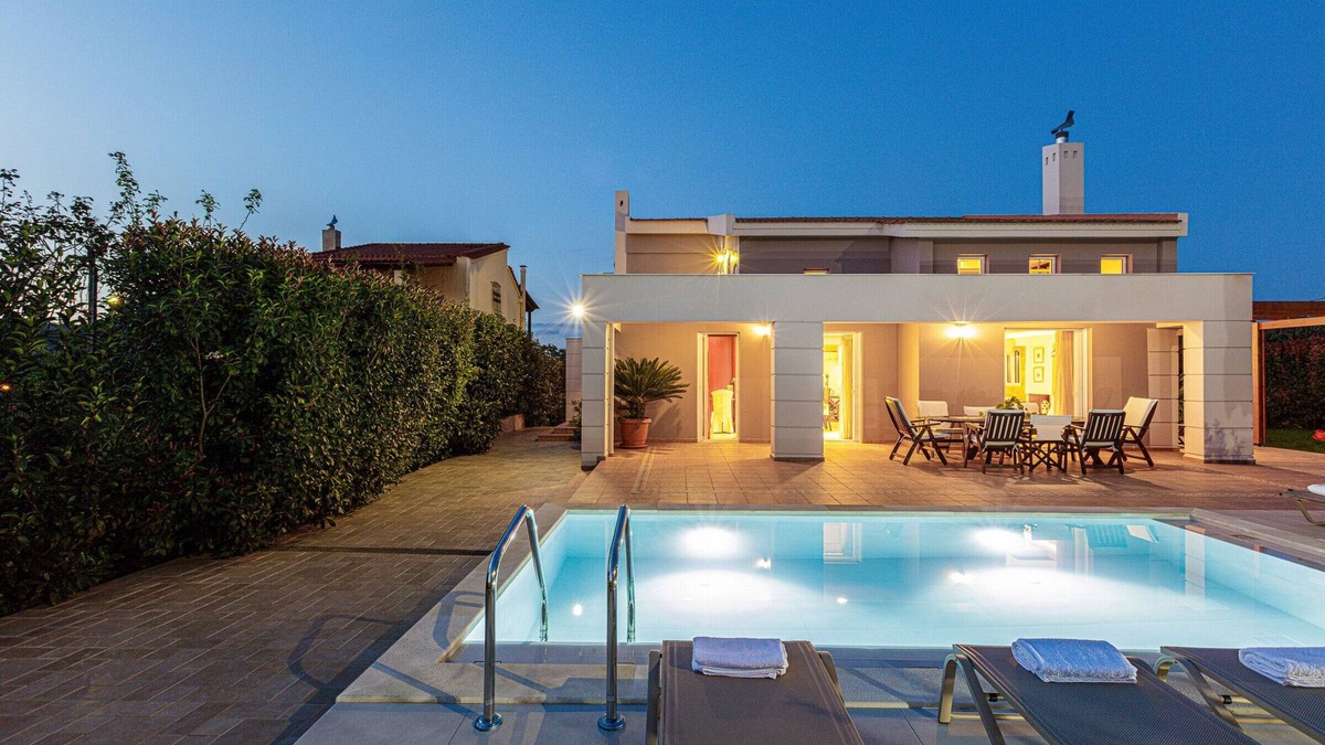 Armenoi Villa | Gold Lux villa,pool,near super market,tavern,Armeni