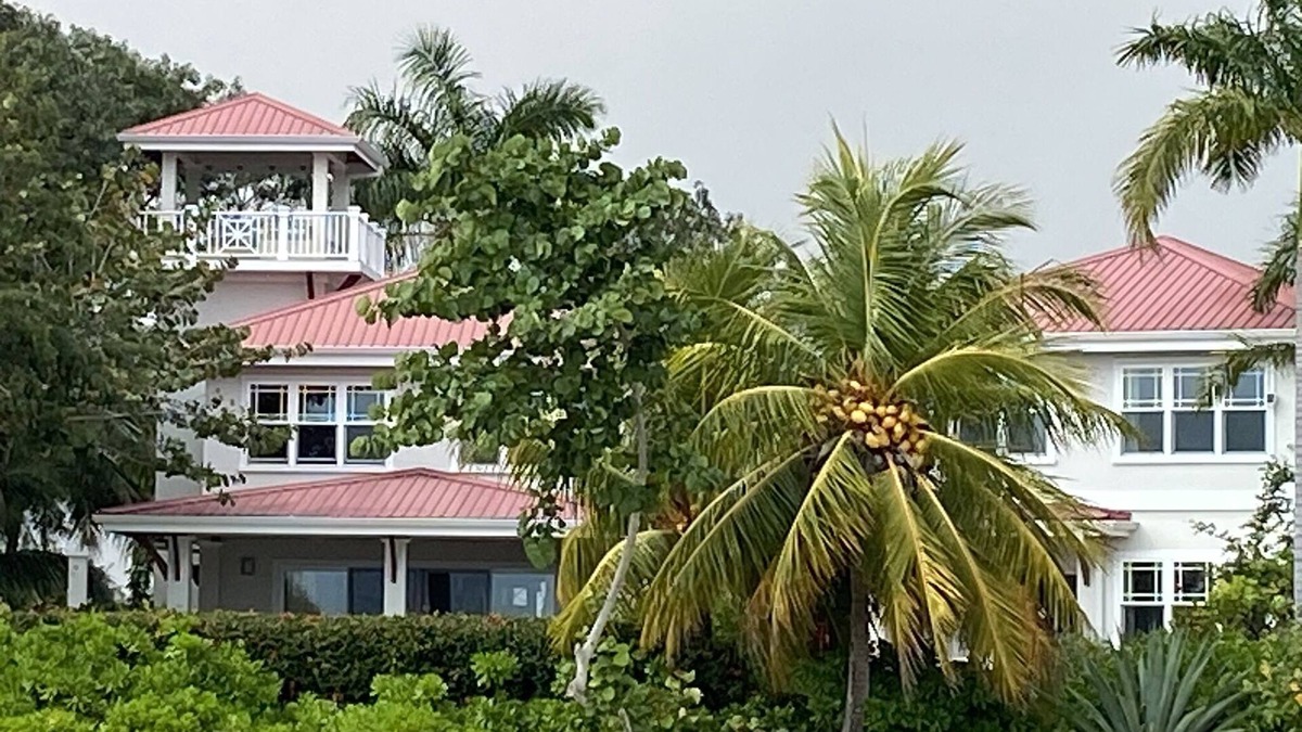 Placencia House | Gold Standard Beach Front Estate with Private Pool and walk to Placencia Village