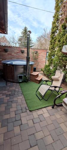 Gyoparosfuerdo House | Golden Apartman