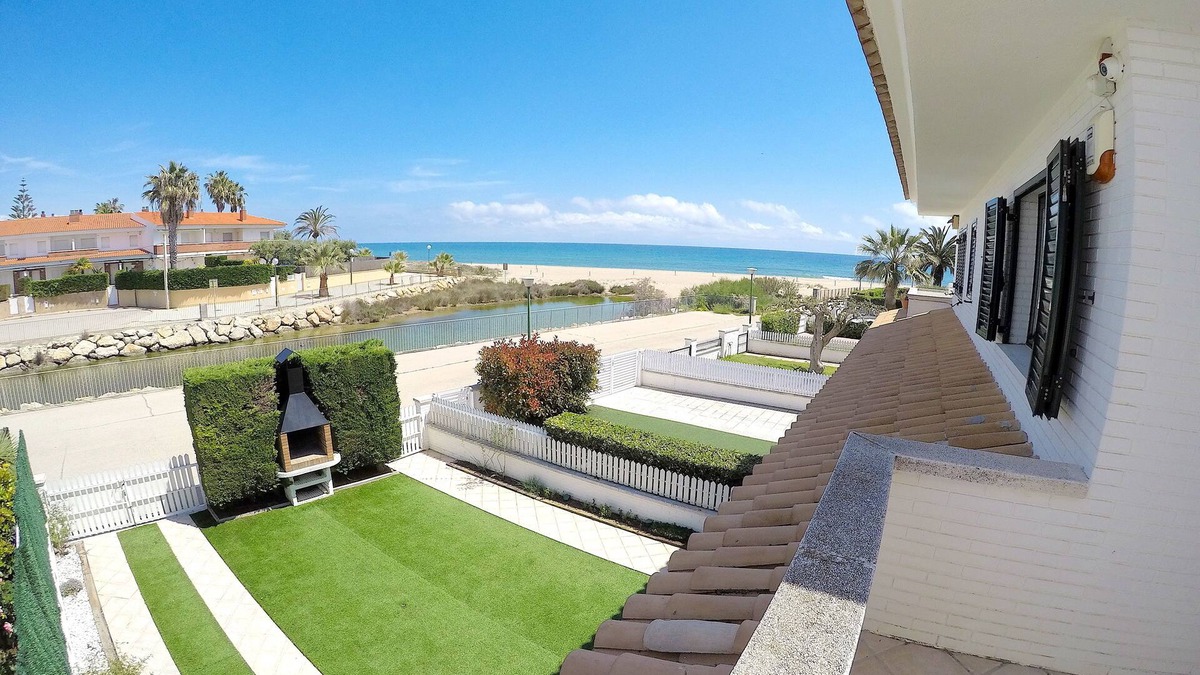 Creixell House | Golden CoastnRoman Port nHouse by the seanQuiet area, ideal for family vacations