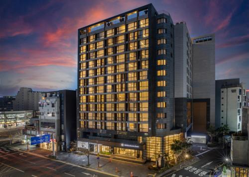 Seogwipo City Hotel | Golden Daisy Hotel