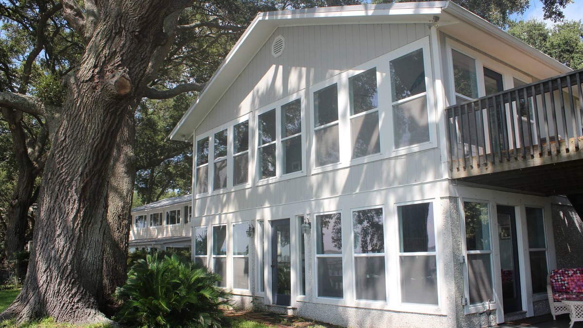 Saint Helena Island House | Golden Hour Beach Cottage - St. Helena Island