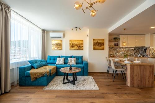 Gabrovo Apartment | Golden Mountains