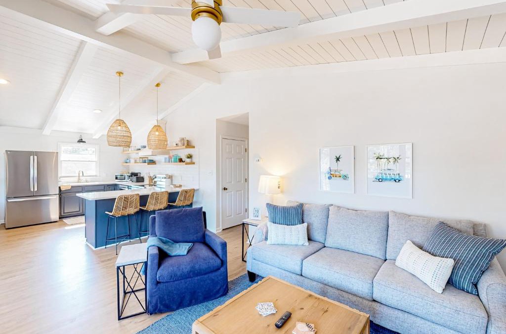 Tranquil Harbour House | Golden Oasis