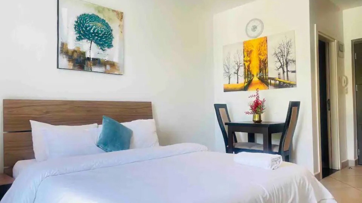 Cantonments Apartment | Golden Palace-Studio apartment