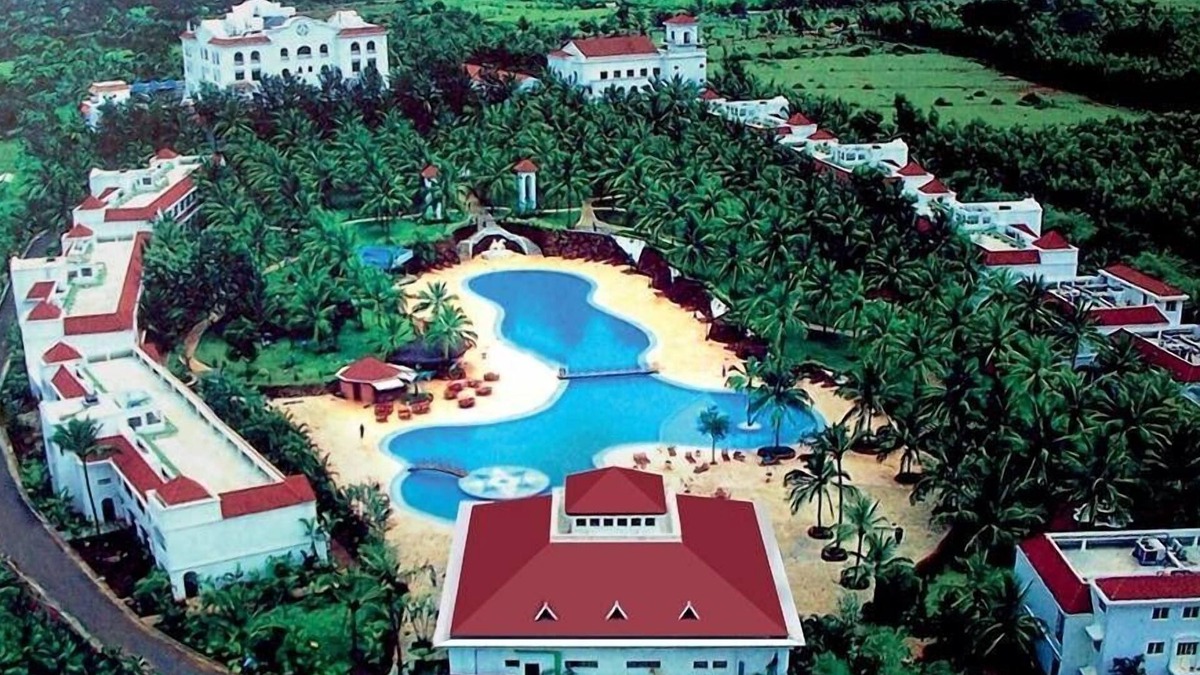 Narasapura Hotel | Golden Palms Hotel And Spa