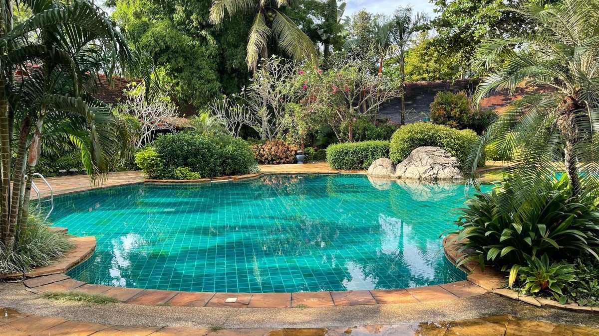 Nang Lae Resort | Golden Pine Resort