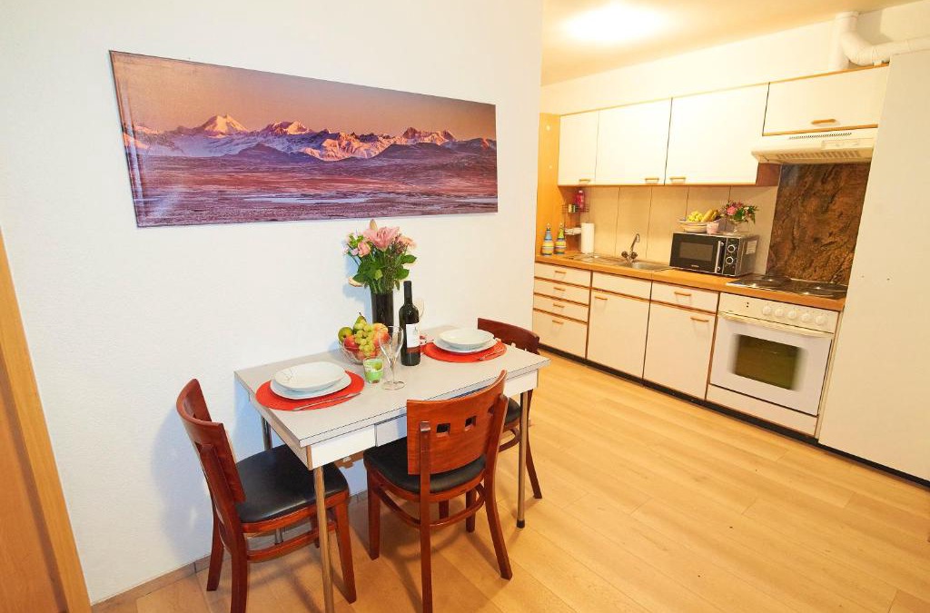 Unterseen Apartment | Golden River