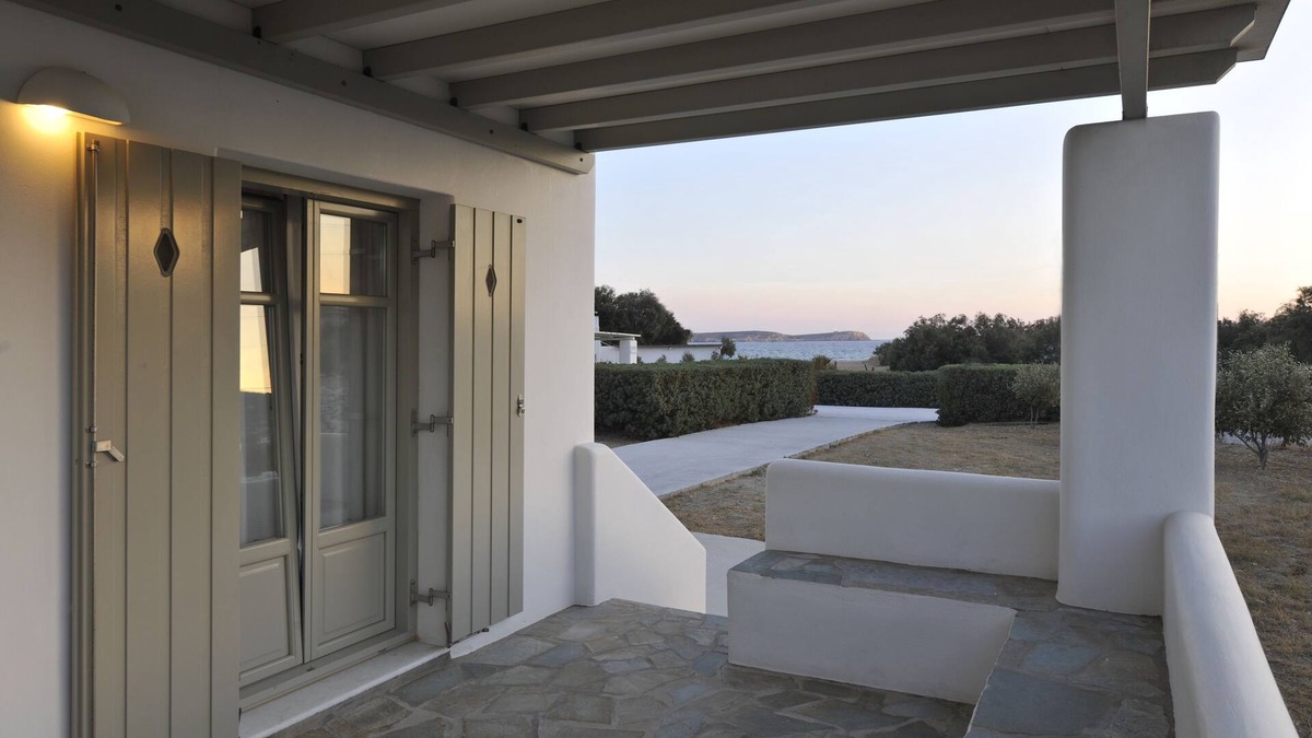 Chrissi Akti House | Golden Sand Paros