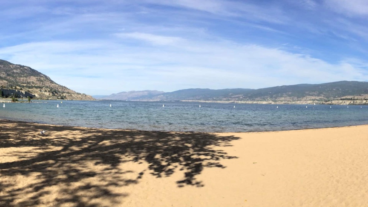 Okanagan-Similkameen Hotel | Golden Sands Resort Motel