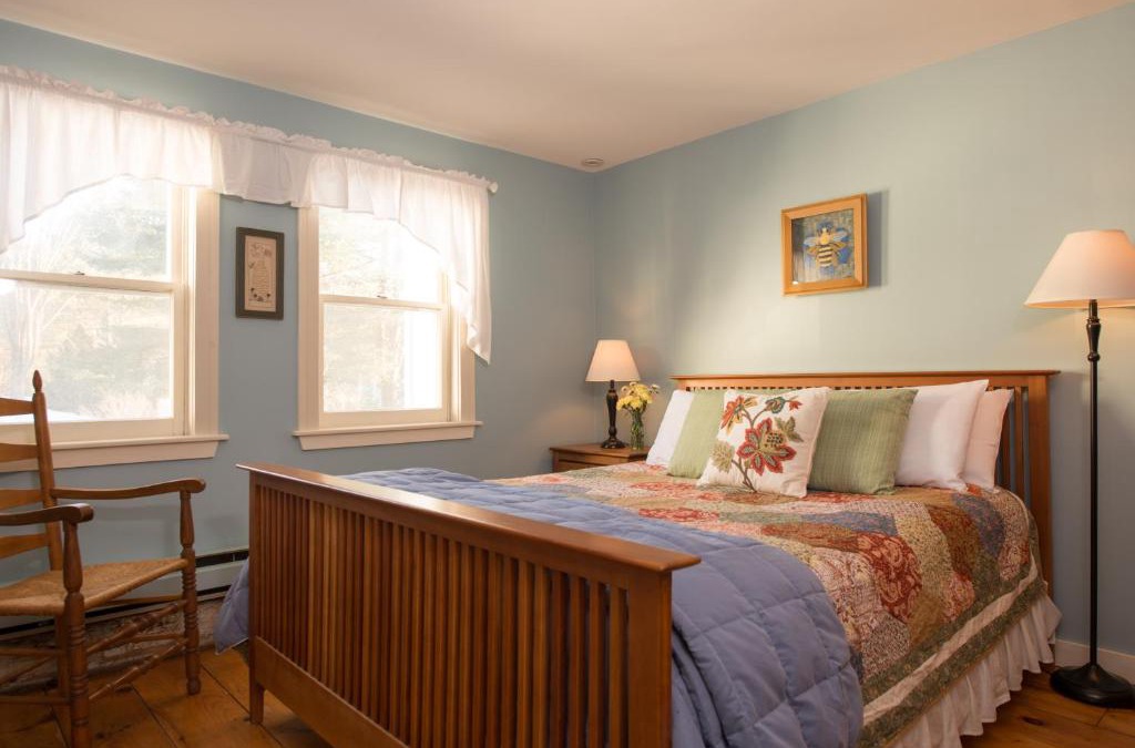 Proctorsville Bed & Breakfast | Golden Stage Inn