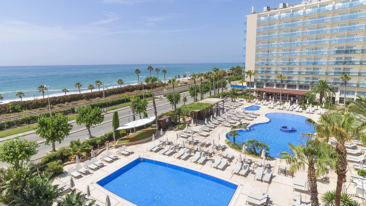 Pineda de Mar Hotel | Golden Taurus Aquapark Resort