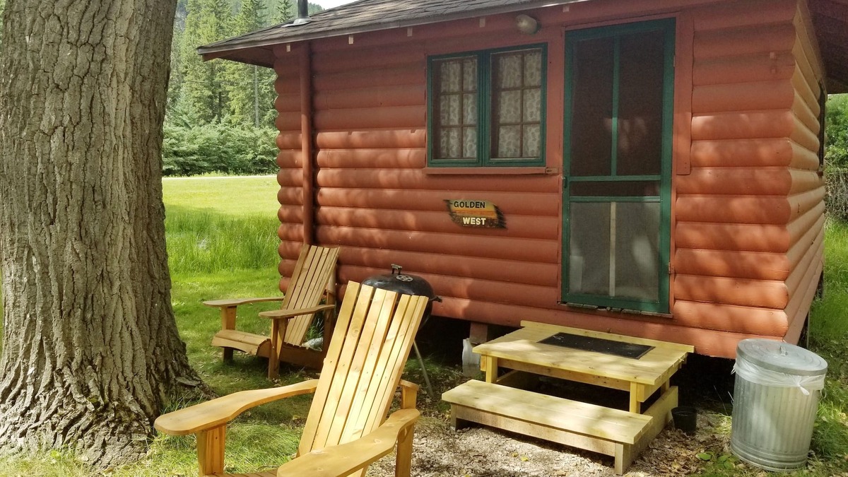 Deadwood Cabin | Goldenwest Cabin near Spearfish Canyon