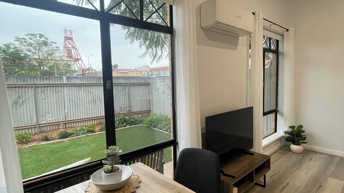 Kalgoorlie Apartment | Goldfields Hideaway