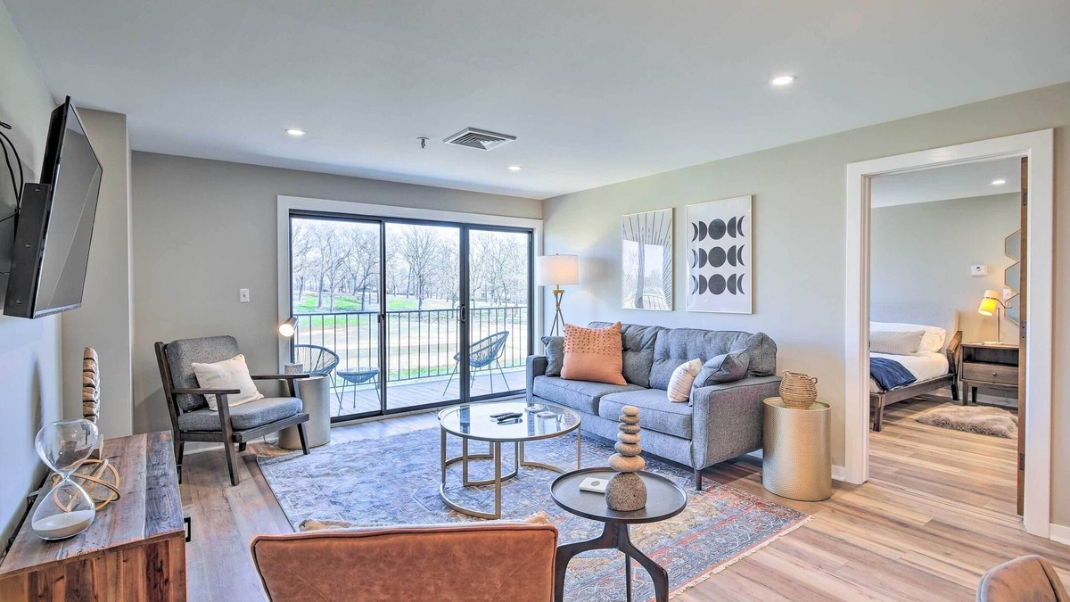 Afton Condo | Golf, Boat & Fish: Shangri La Condo in Afton