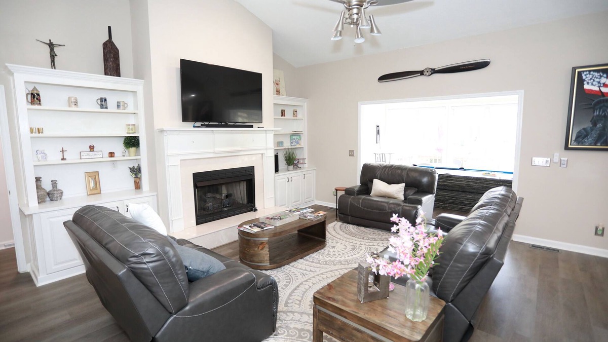 Warner Robins House | Golf community/Beautiful house with a golf view